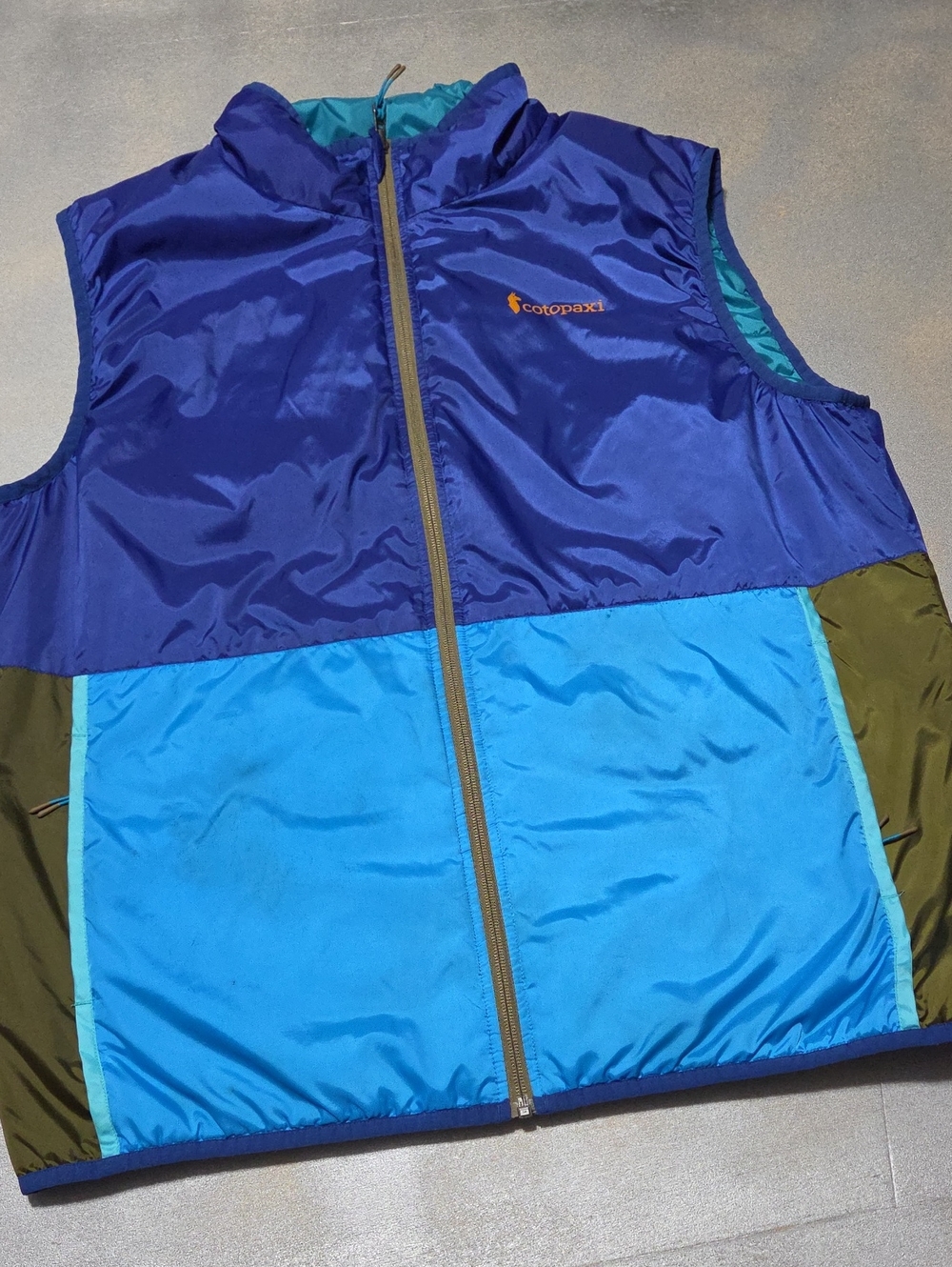 cotopaxi Blue, Teal and Olive Colorblock Insulated Vest